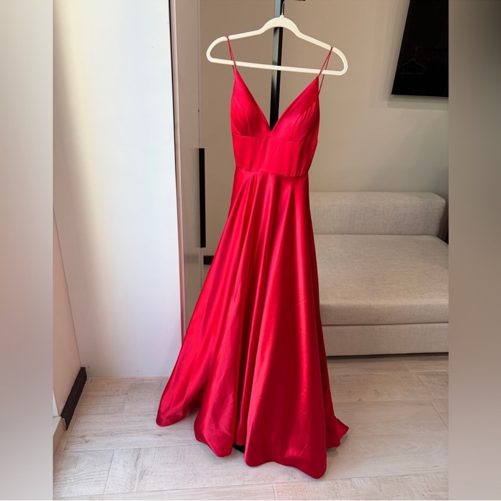 Sherri Hill Red Plunge V-Neck Ball Gown - Picture 2 of 14